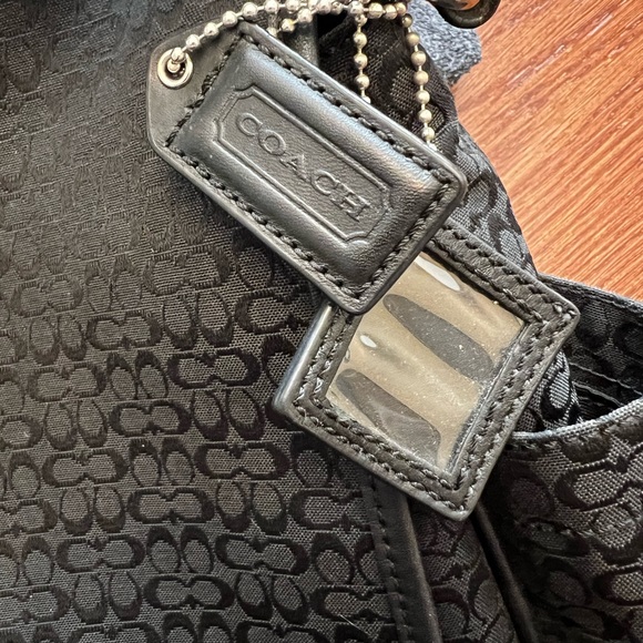 Coach Messenger/Tech Bag - Picture 4 of 8